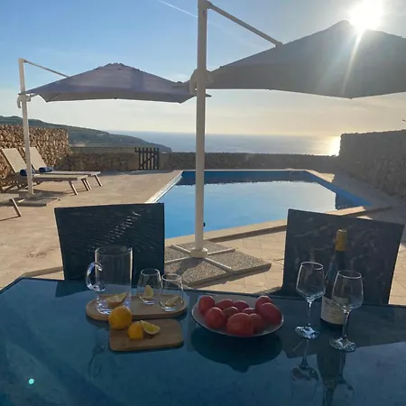 Dwejra Peak House Vakantiehuis San Lawrenz