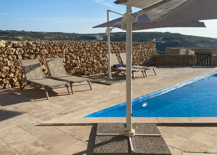 Dwejra Peak House * San Lawrenz