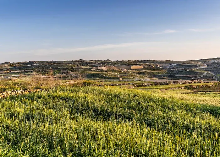 Dwejra Peak House Case de vacanță *
